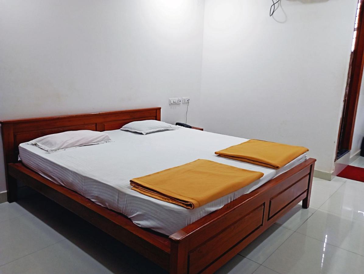 Staymaker Shri Shakti Residency Hubli Exterior foto